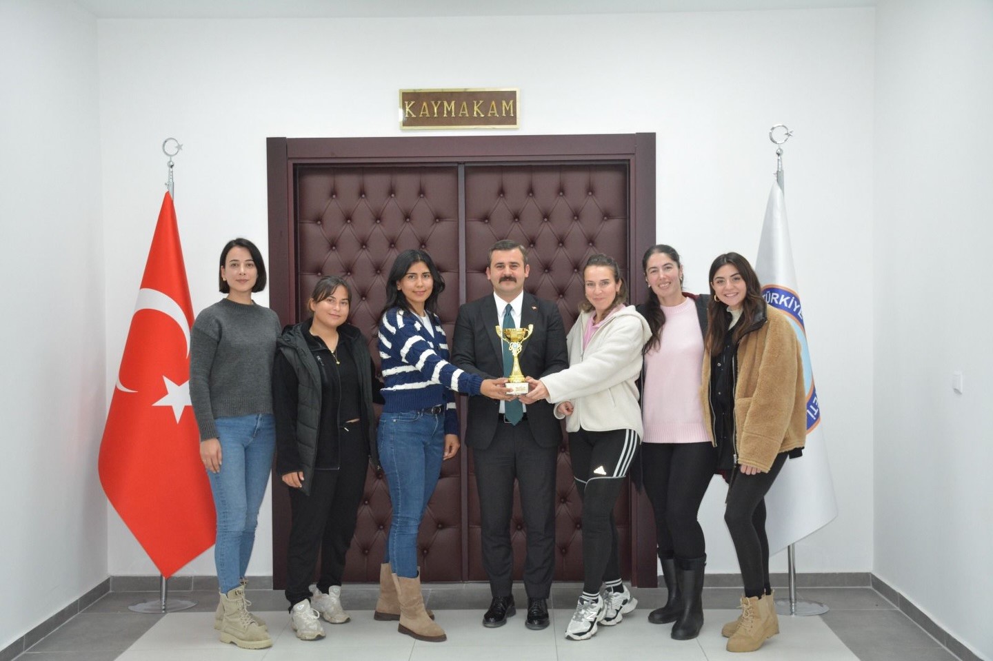 Köyceğiz Veteran Kadın Voleybol Takımı ikinci oldu