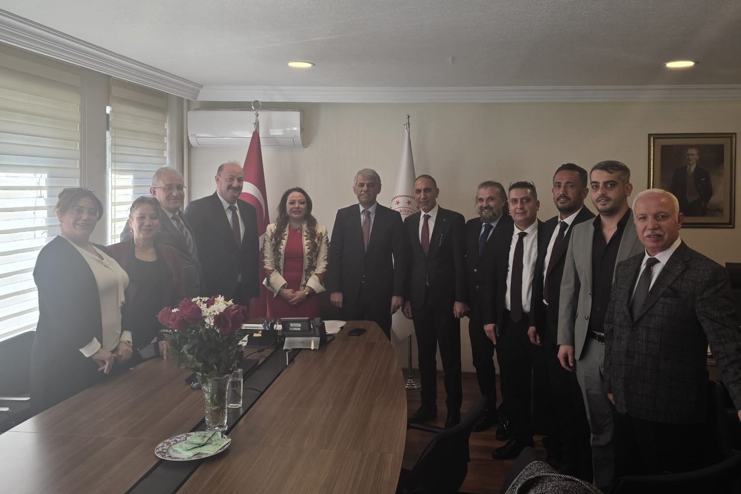 SATKOF ve USTKON heyetinden Kültür ve Turizm Bakan Yardımcısı Alpaslan’a ziyaret