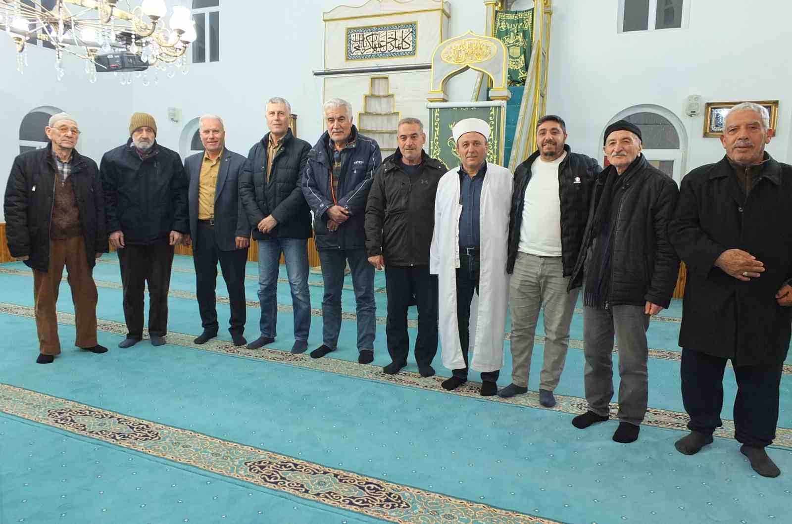 Burhaniye’de imam dayanışması devam ediyor