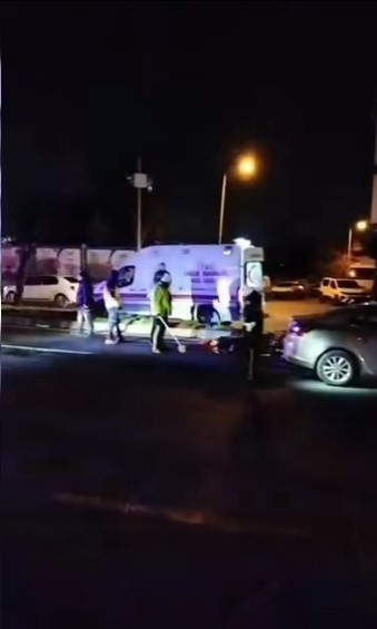 Avcılar’da karşıdan karşıya geçen engelli genç, araba çarpması sonucu hayatını kaybetti