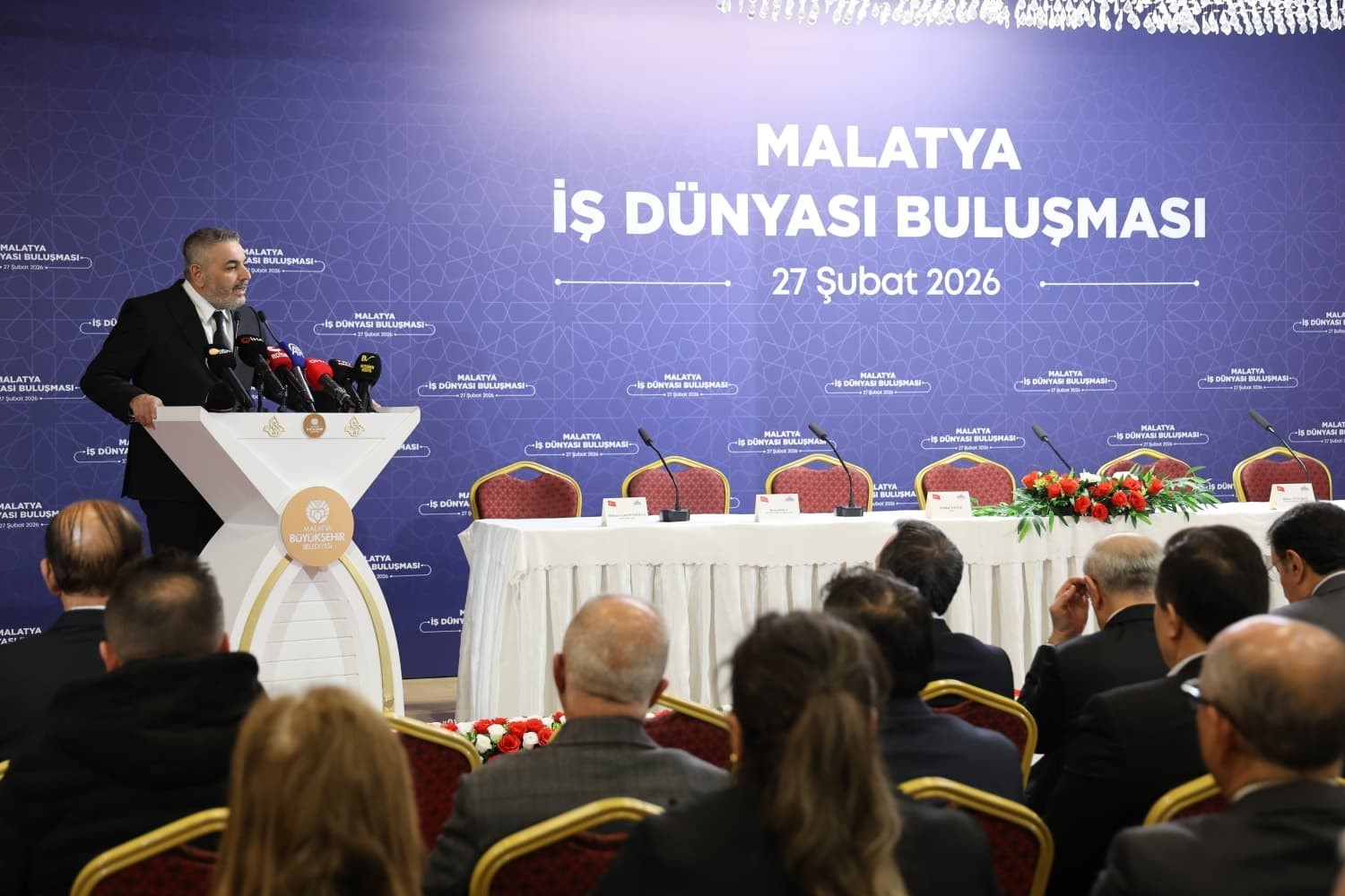 Başkan Sadıkoğlu, iş dünyasının sorunlarını Cumhurbaşkanı Yardımcısı Yılmaz’a sundu