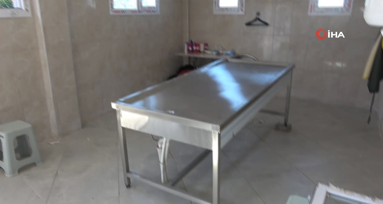 Adana’da ilginç hırsızlık: Gasilhaneden kefen çaldılar
