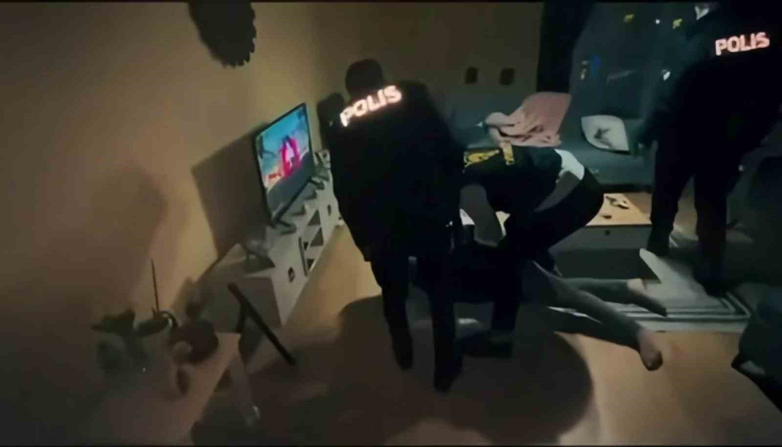 Diyarbakır merkezli 14 ilde 