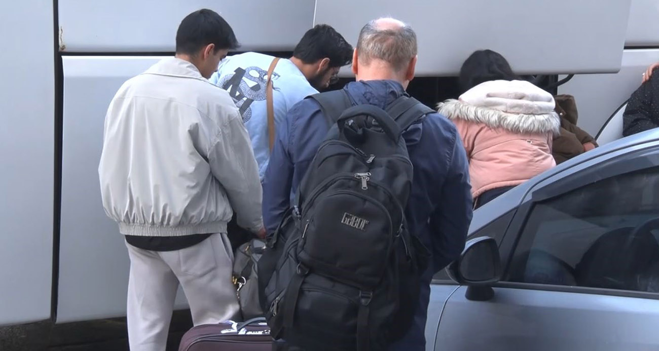 Ülkelerine giden İranlılardan Amerika ve İsrail’e tepki