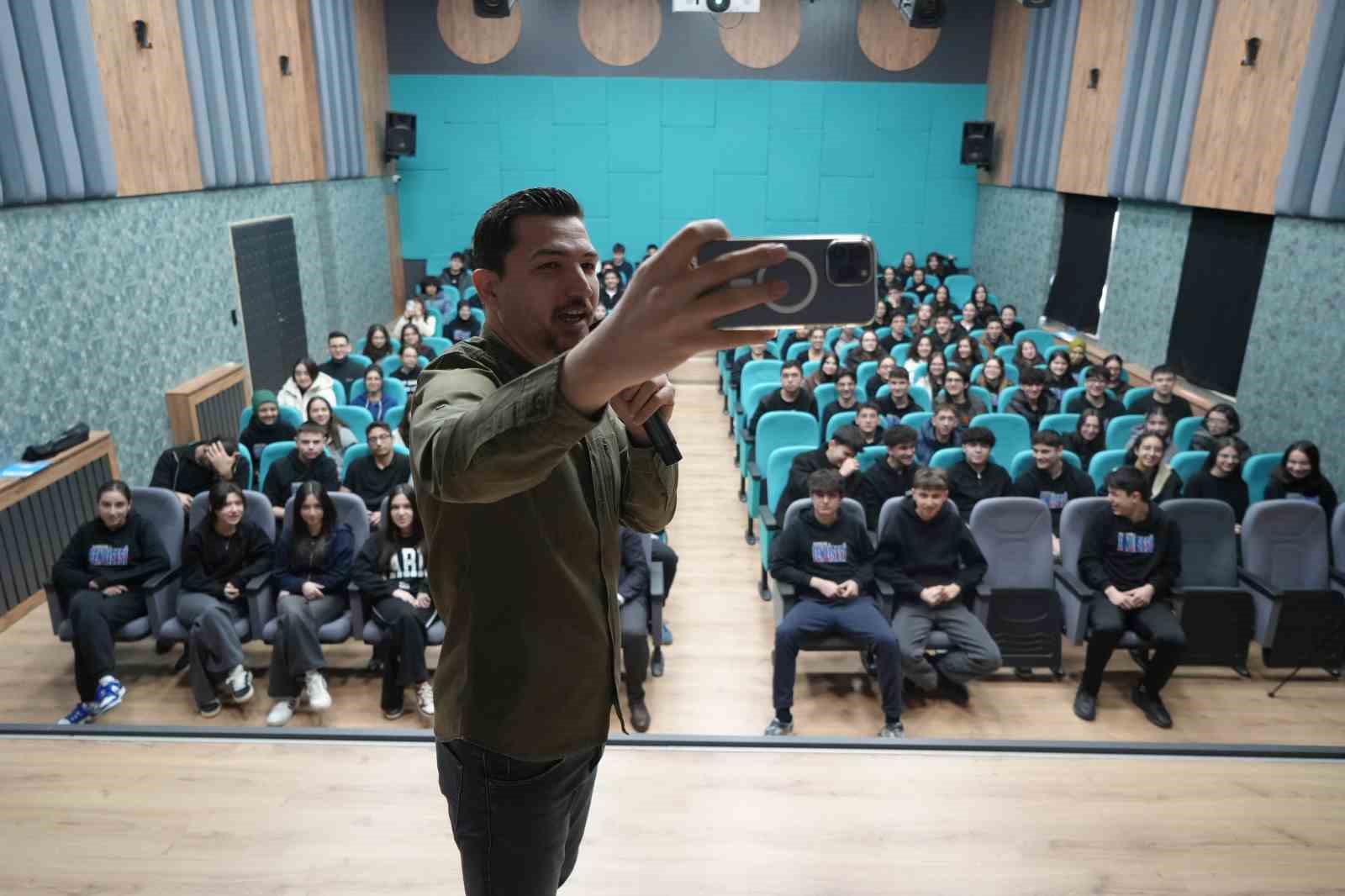 Petek Genç ile sınav kaygısına profesyonel rehberlik