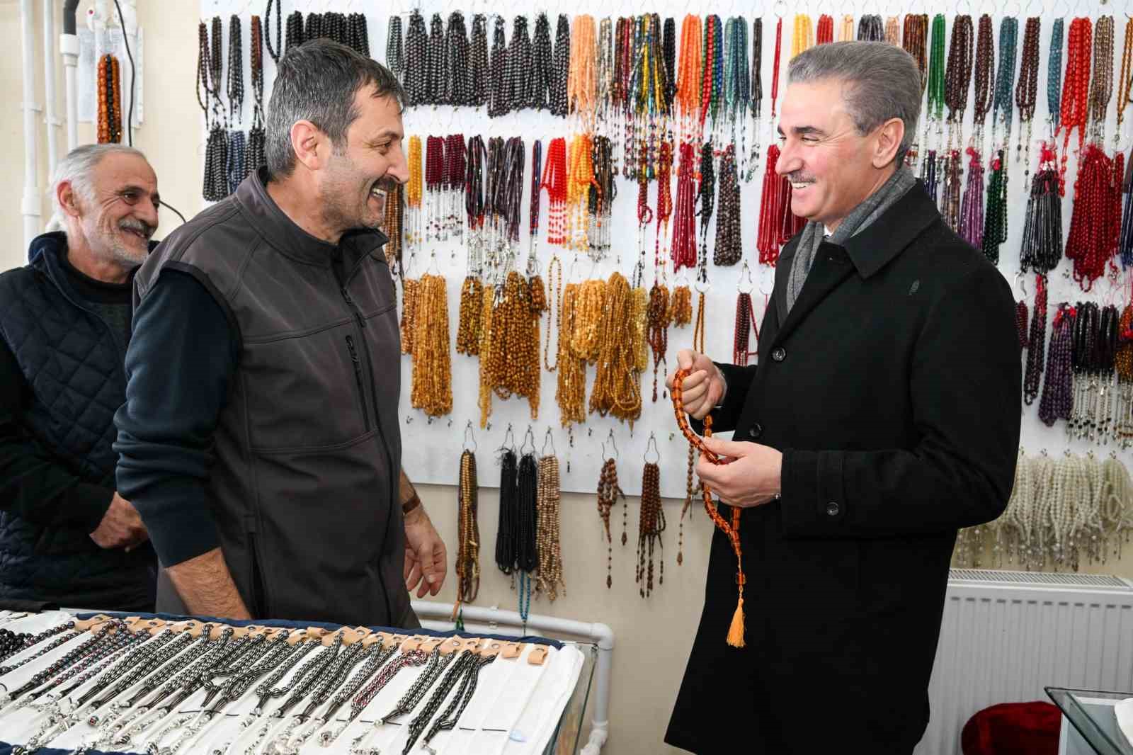 Vali Baruş’tan esnafa Ramazan ziyareti