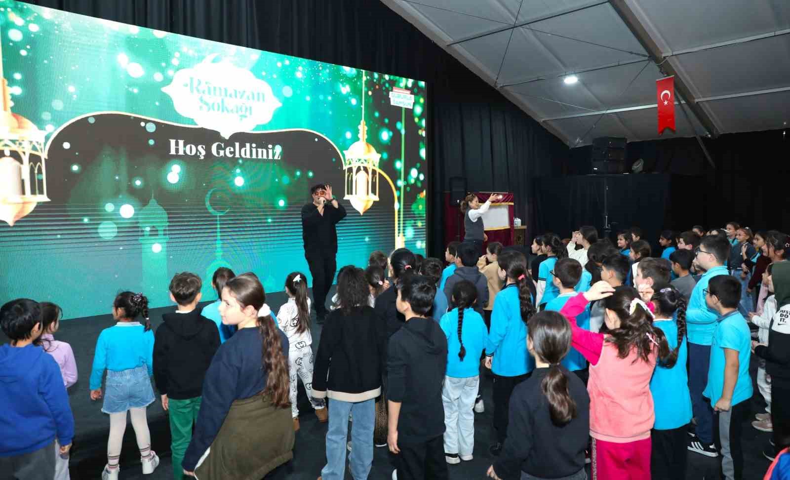 Ramazan Sokağı’nda bilim yolcuğu