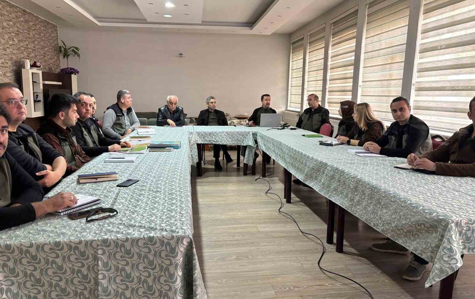 Kütahya’da orman mühendislerine amenajman eğitimi