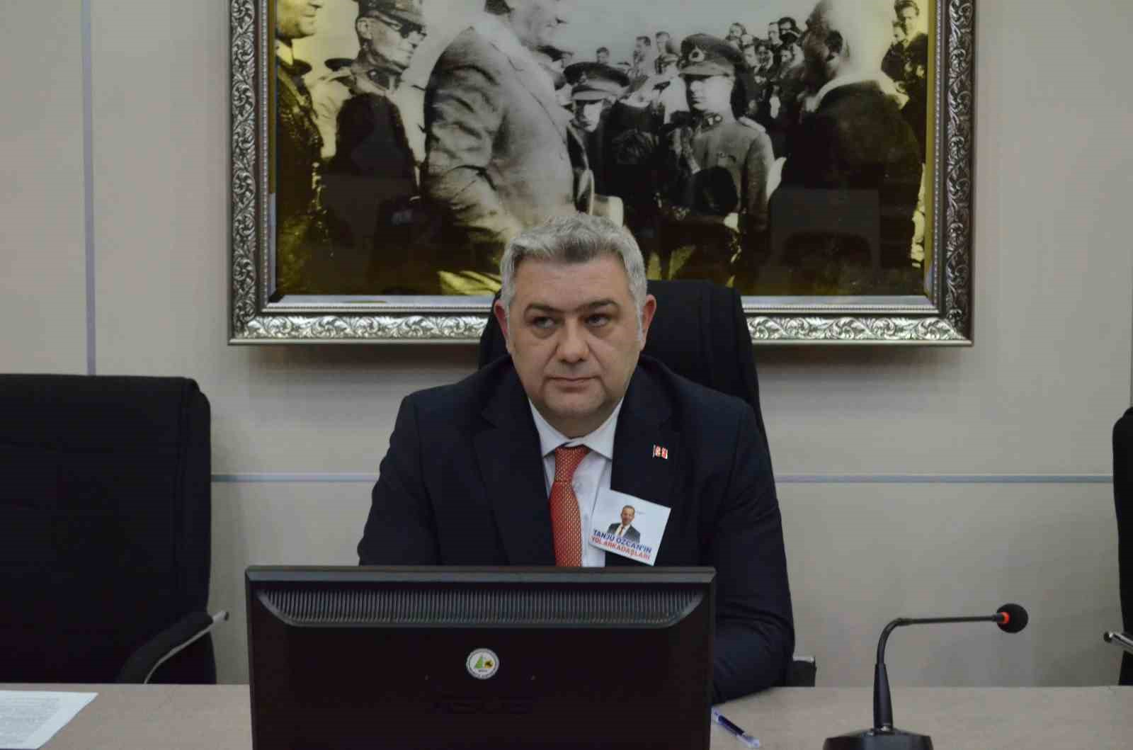 Görevden uzaklaştırılan Tanju Özcan’ın yerine yeni başkanvekili seçildi