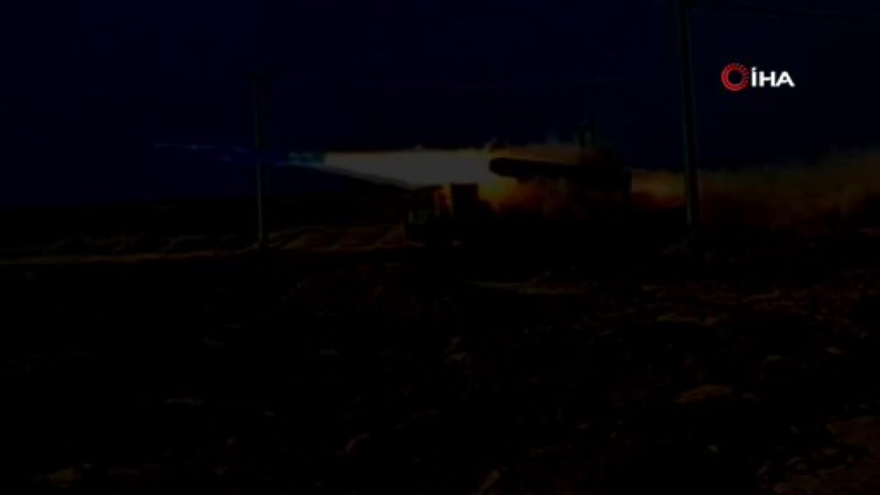 İran ordusu, ABD uçak gemisi USS Abraham Lincoln’e gemisavar füze fırlattı