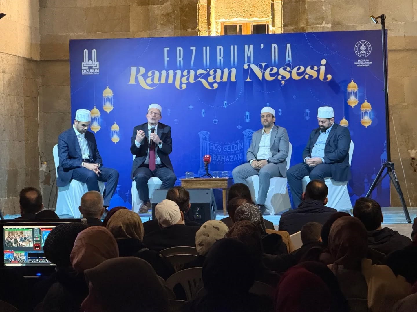 Yakutiye Medresesi’nde 