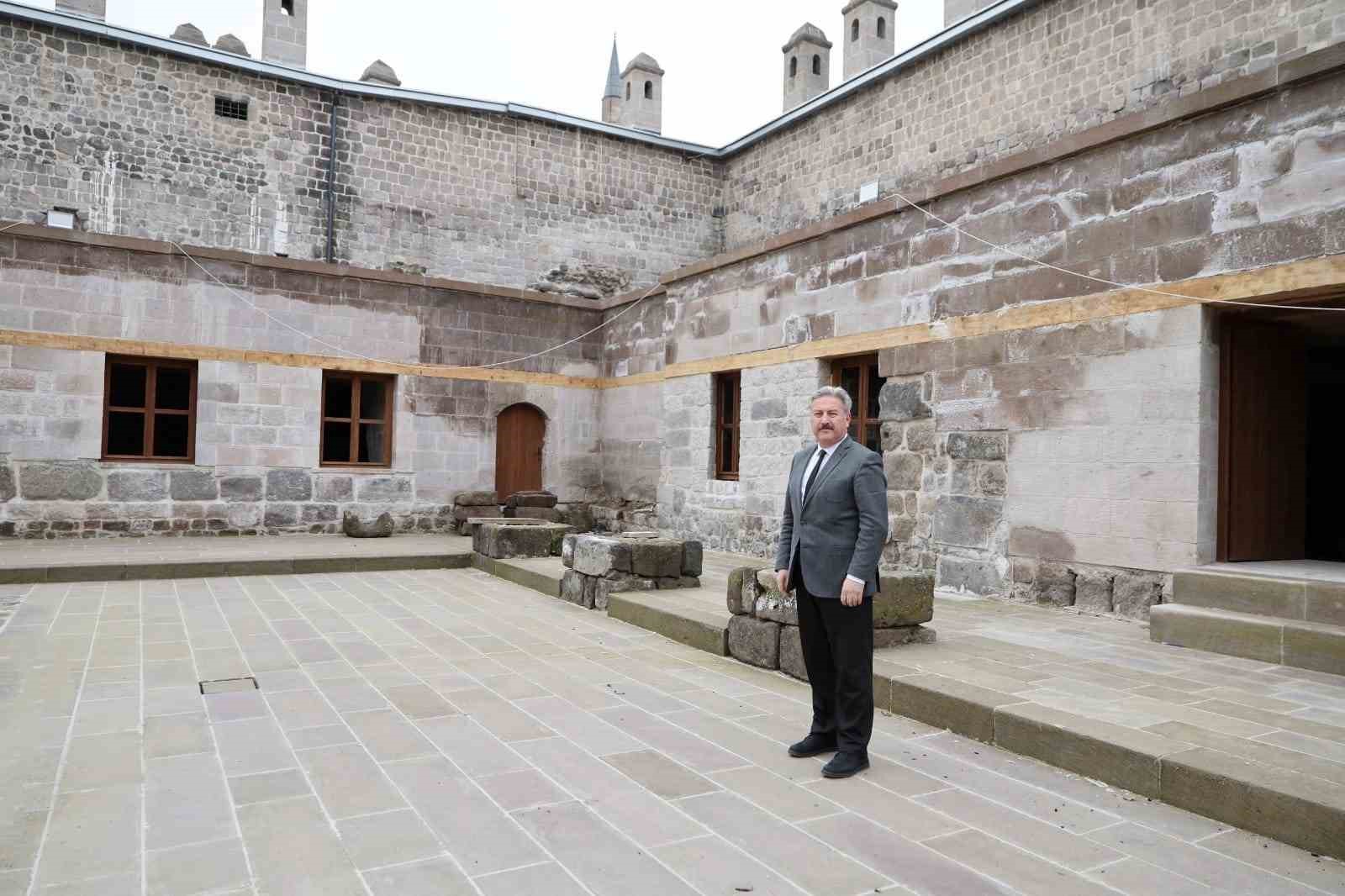 Gön Han’da yaz ayları kültür ve sanatla bir başka olacak