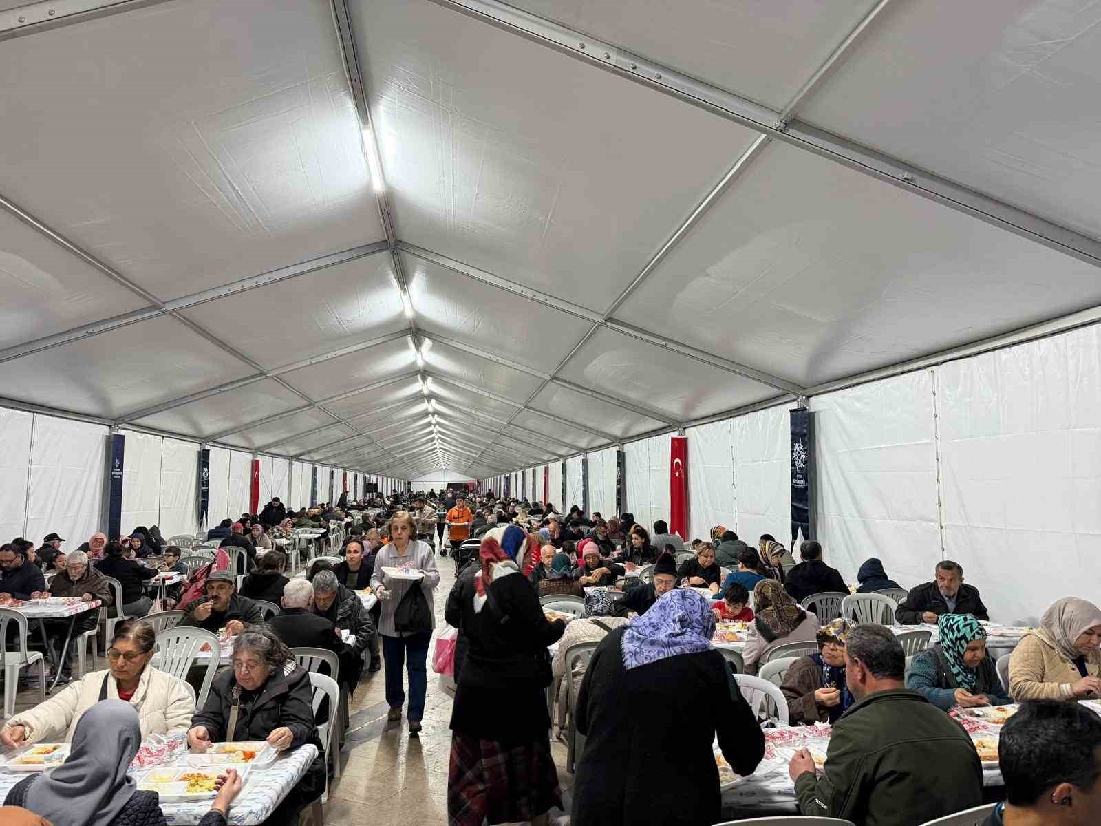 Başkan Çerçioğlu Ramazan ayının bereketini Aydın’ın dört bir yanına taşımayı sürdürüyor