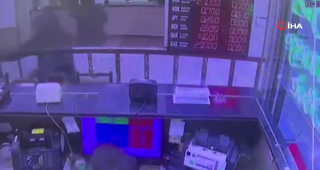 Fatih’te silahlı hırsız, döviz bürosunu soymaya çalıştı