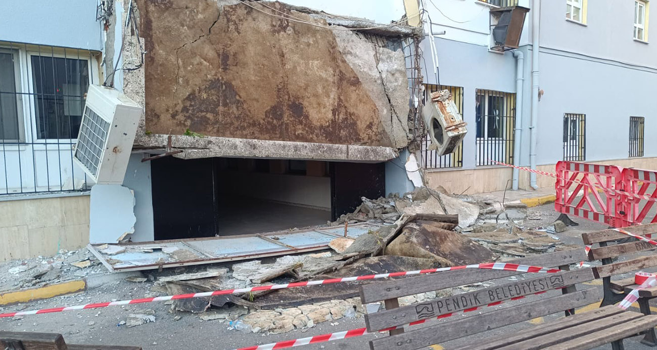 Pendik’te okulun giriş saçağı çöktü: Facianın eşiğinden dönüldü