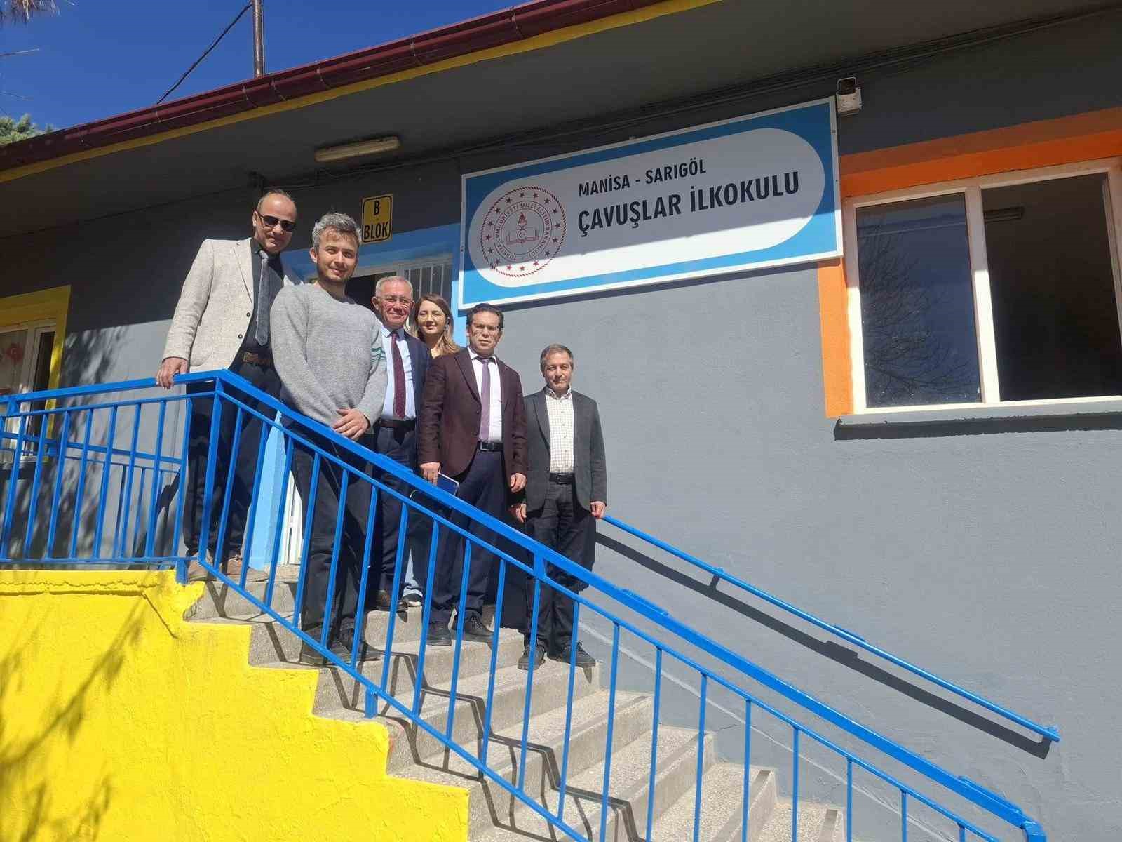 Sarıgöl’de okullara yakın takip