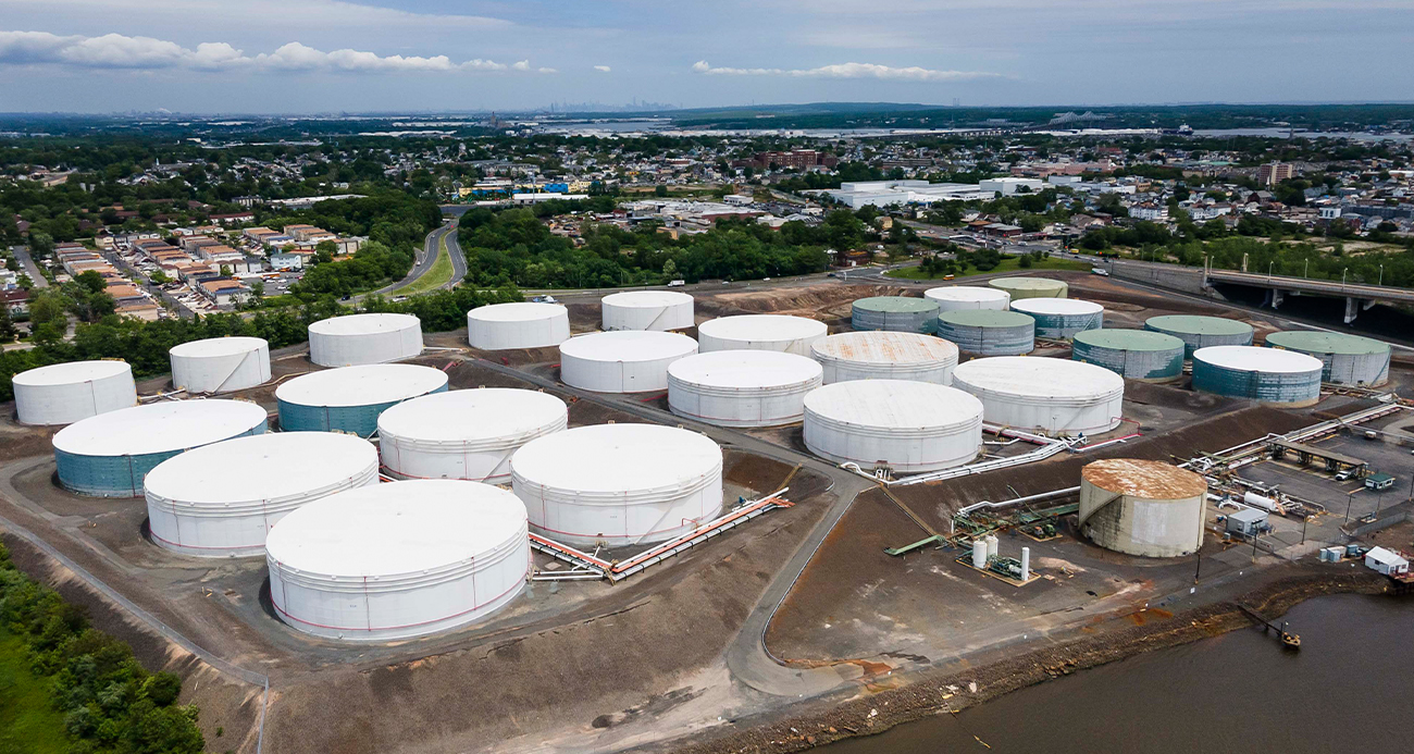 Uluslararası Enerji Ajansı, 400 milyon varillik acil durum petrol rezervinin piyasaya sürecek