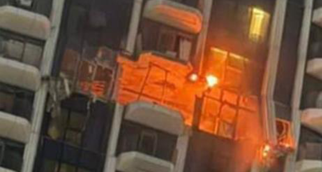 Dubai’de sivil bir binaya isabet eden İHA yangına yol açtı