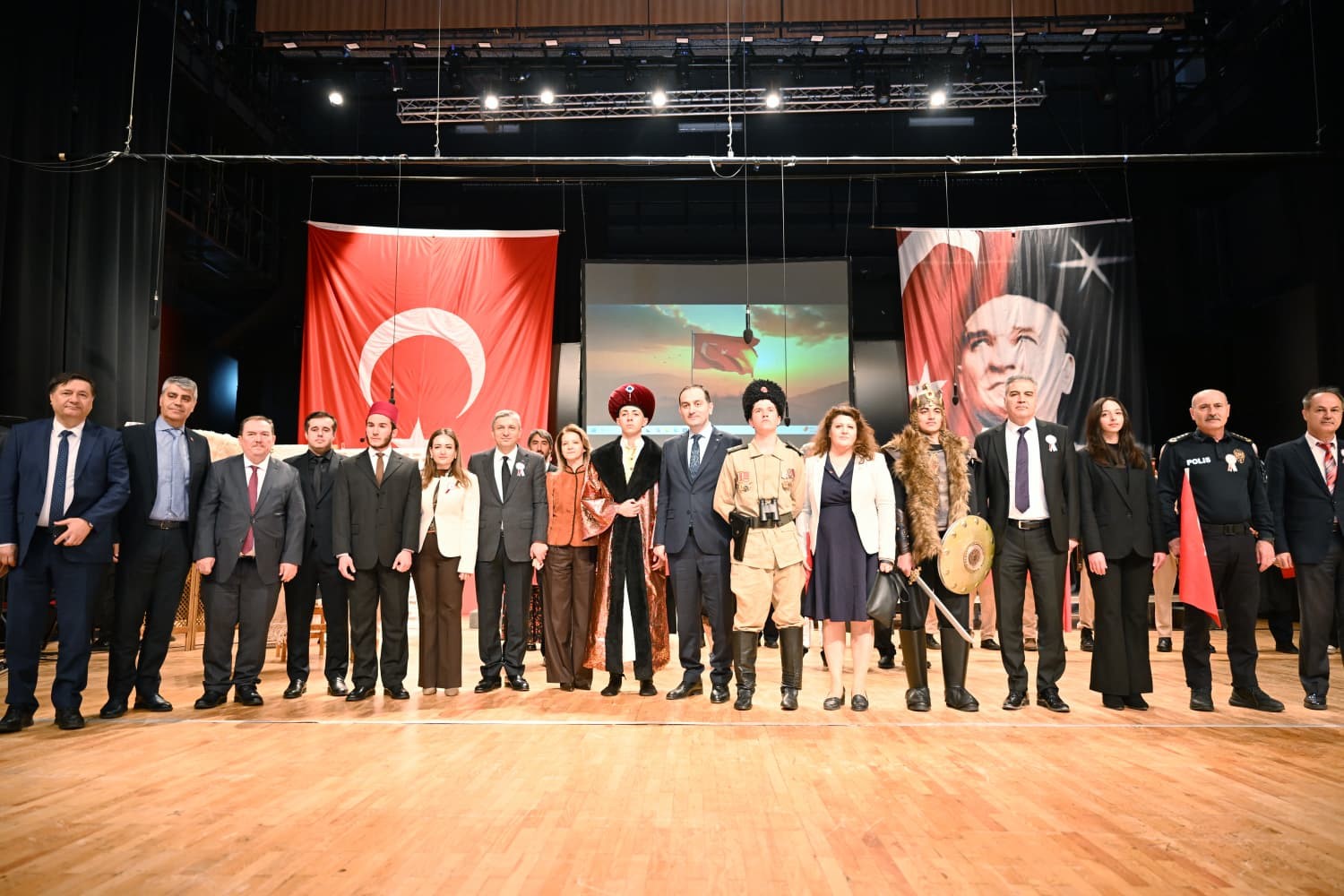 Antalya’da İstiklal Marşı’nın kabulü kutlandı