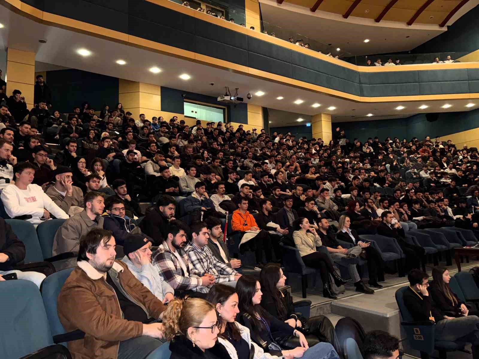 Federasyon temsilcileri öğrenciler ile buluştu