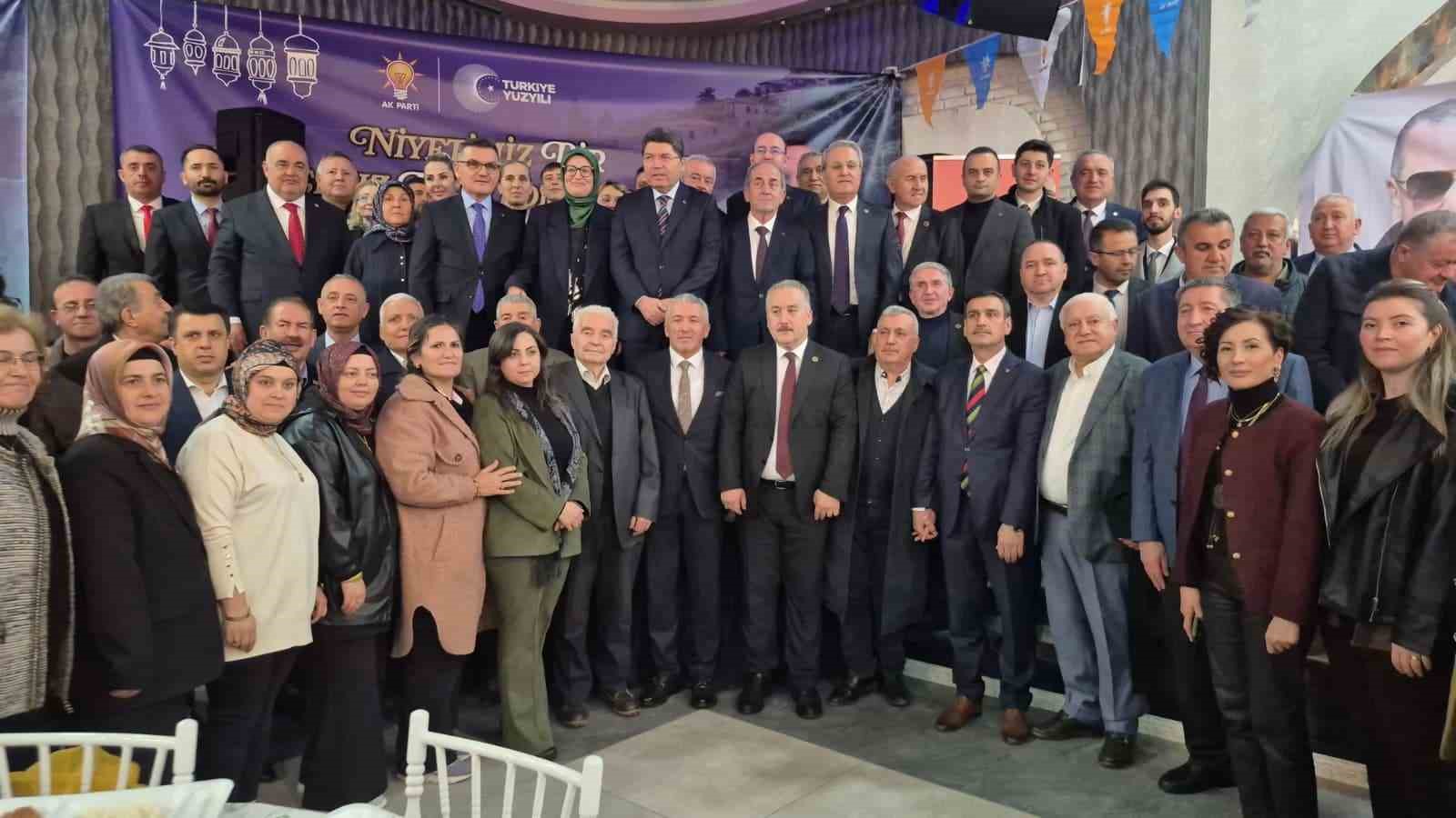 Eski Adalet Bakanı Tunç: 