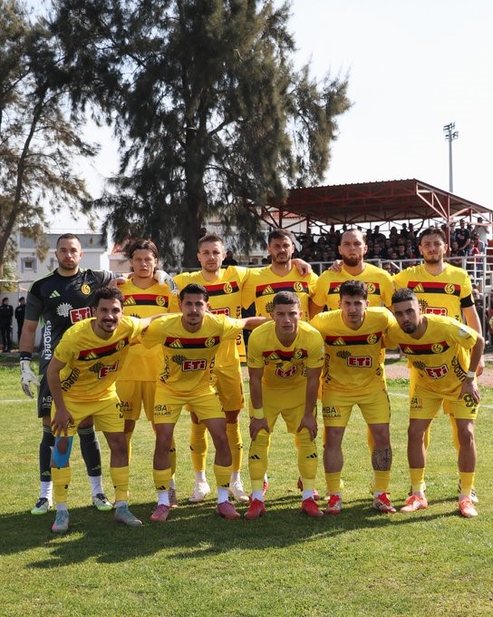 Vali Yılmaz ve Milletvekili Hatipoğlu’ndan şampiyonluk mesajı