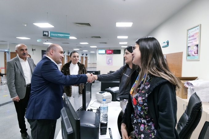 Başkan Albayrak, sağlık çalışanları ile bir araya geldi