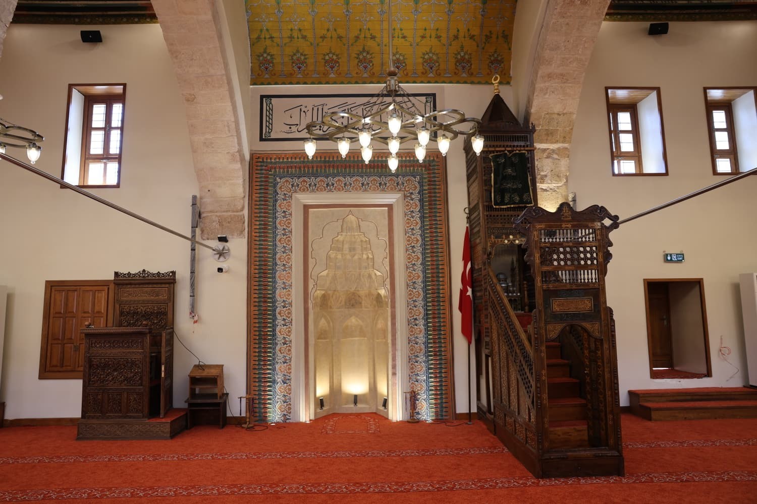 Bakan Ersoy paylaştı: Kahramanmaraş Ulu Cami yeniden ibadete açıldı