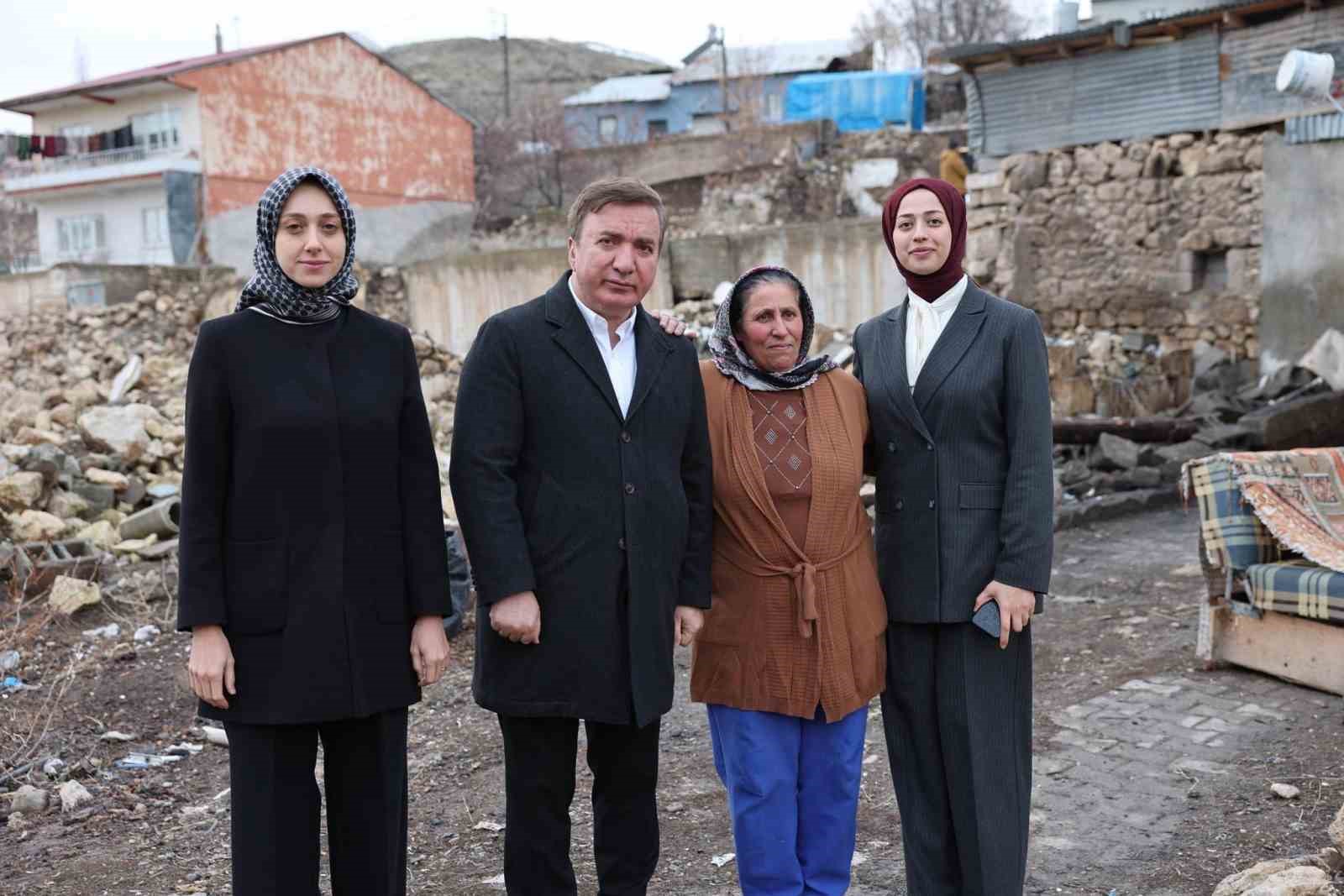 Vali Aydoğdu’dan Tercan’da hane ziyaretleri