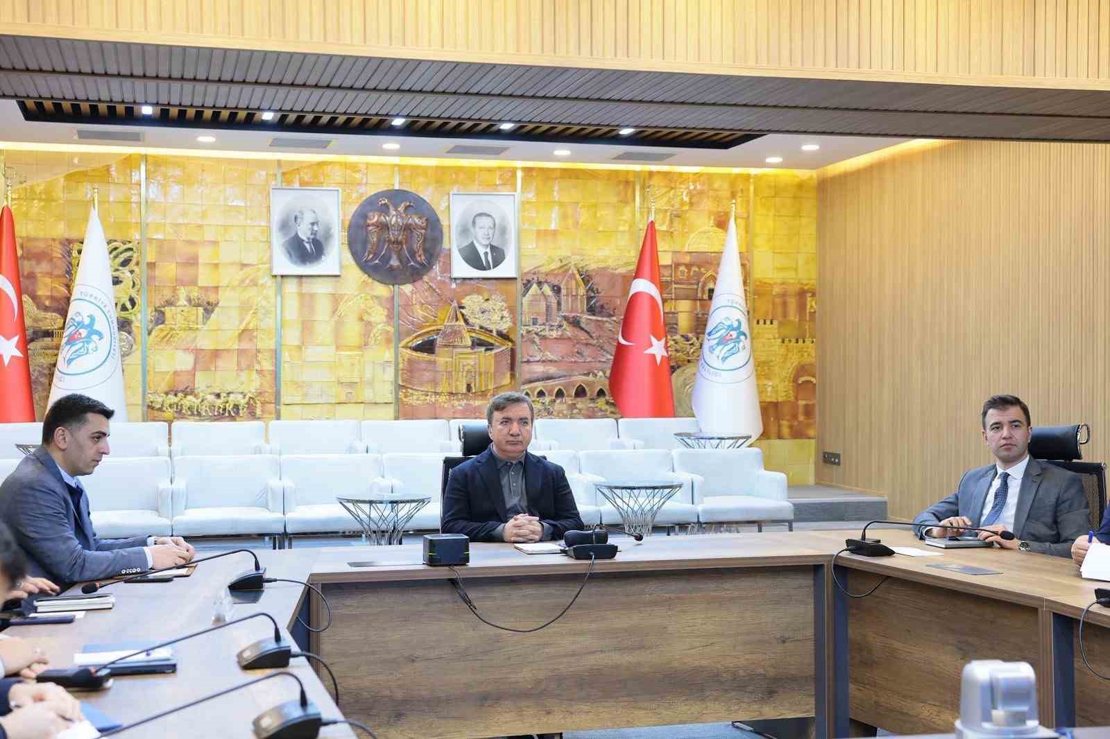 Erzincan’da spor ve turizm yatırımları masaya yatırıldı