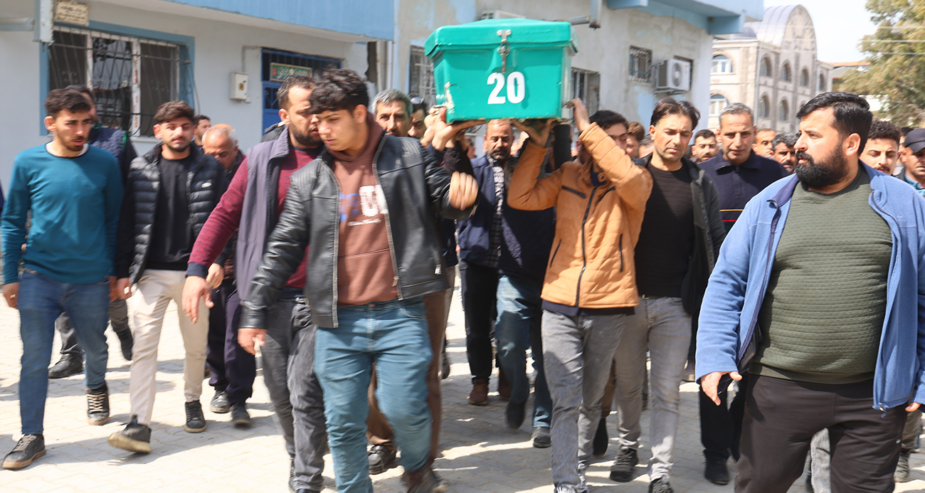 Dereye düşerek can veren evladını defneden acılı baba: 