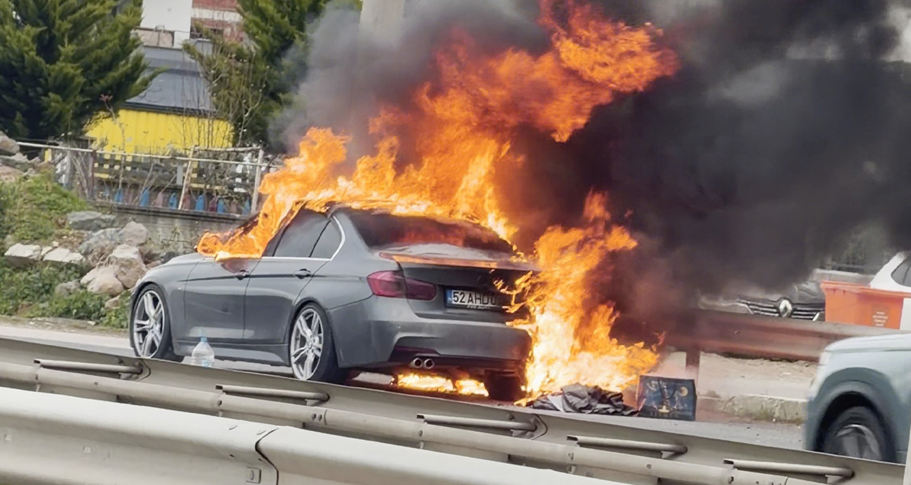 Ordu’da lüks otomobil alevlere teslim oldu