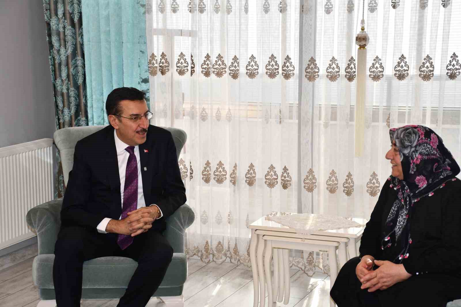 AK Parti Malatya Milletvekili Tüfenkci’den şehit ailelerine ziyaret