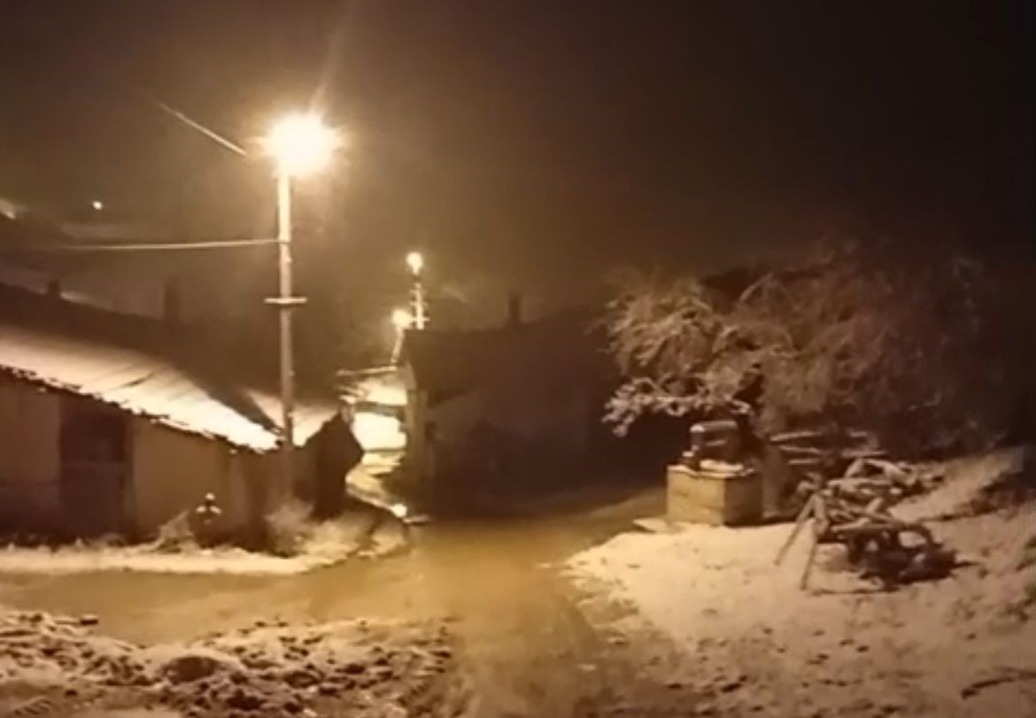 Mart ayında Tavşanlı’ya kar sürprizi