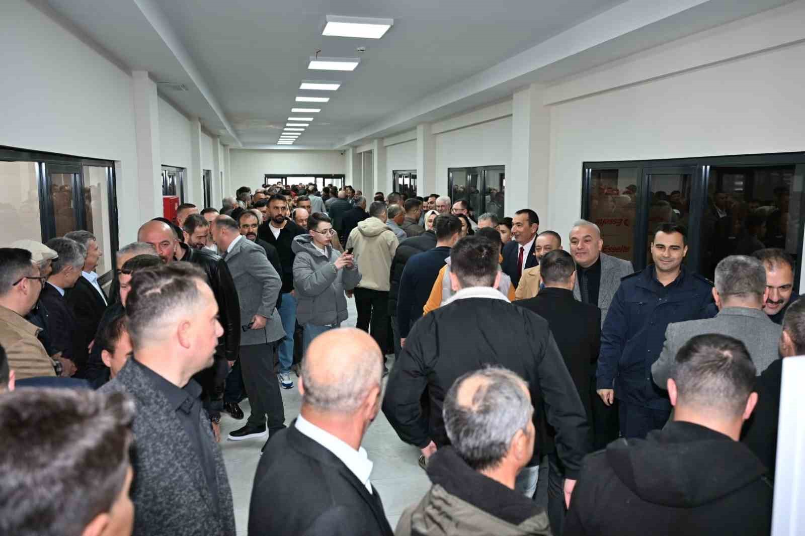 Demirci’de geleneksel bayramlaşma törenine yoğun katılım