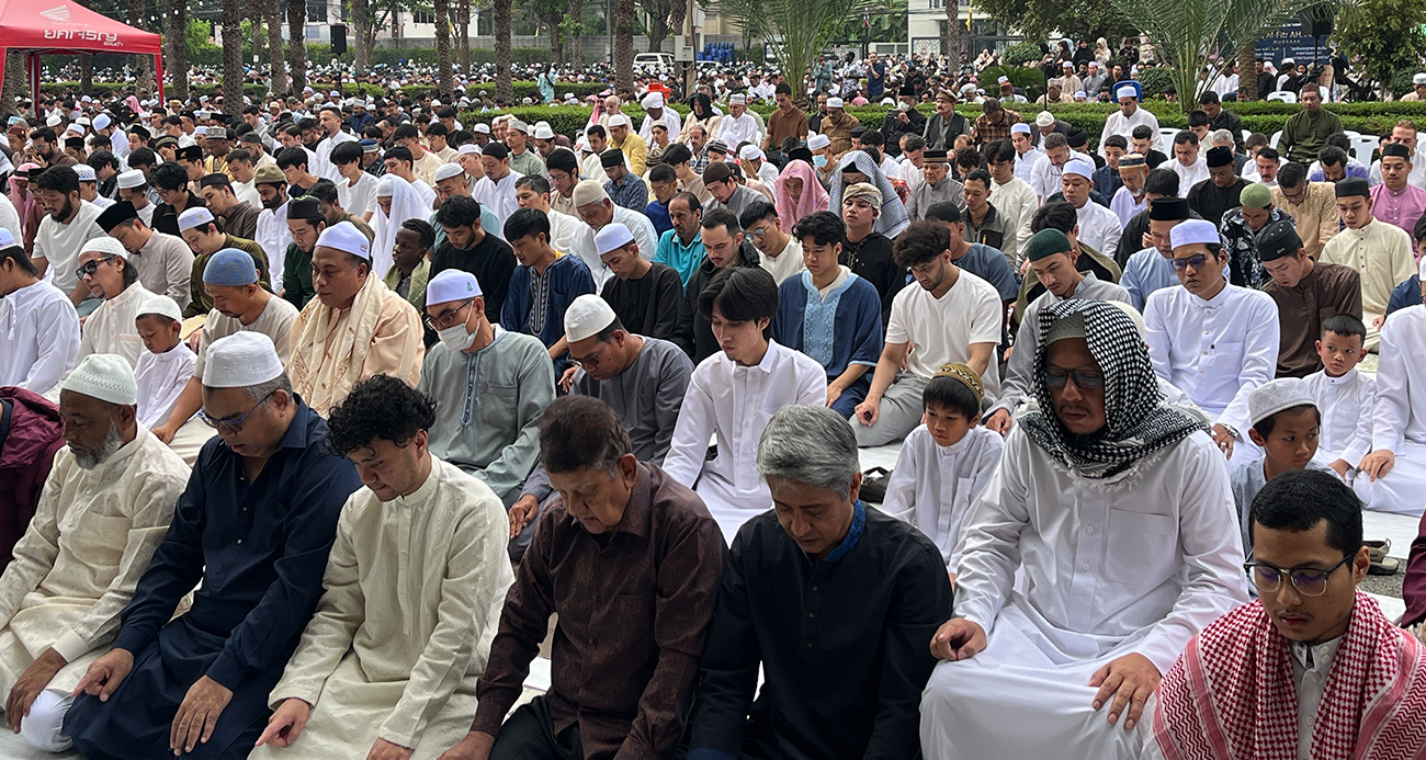 Tayland’da Müslümanlar bayram namazını eda etti