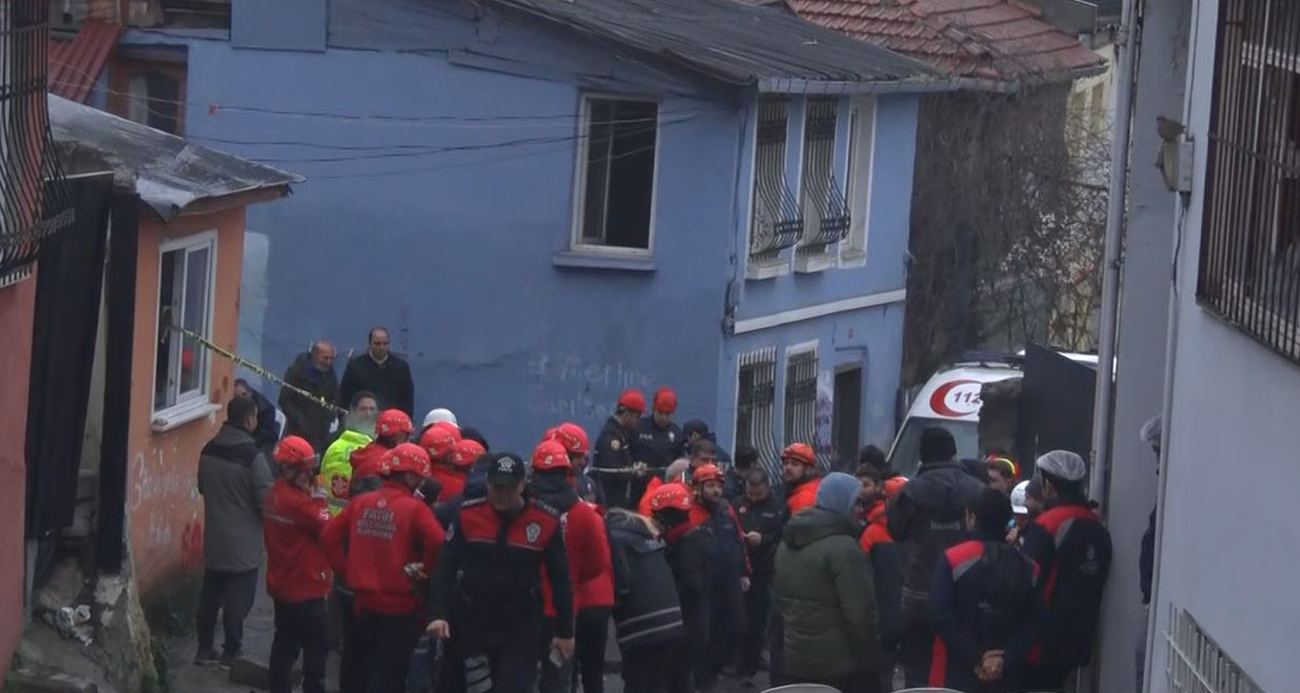 Fatih’te iki binanın çöktüğü mahallenin sakinleri konuştu: 