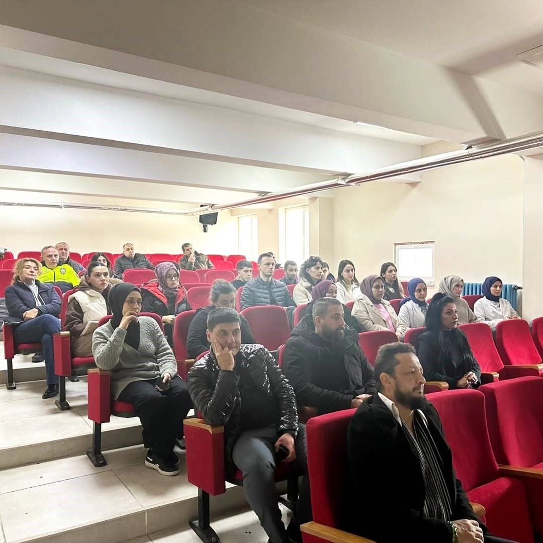 Sinop’ta narkotik ekiplerinden velilere 