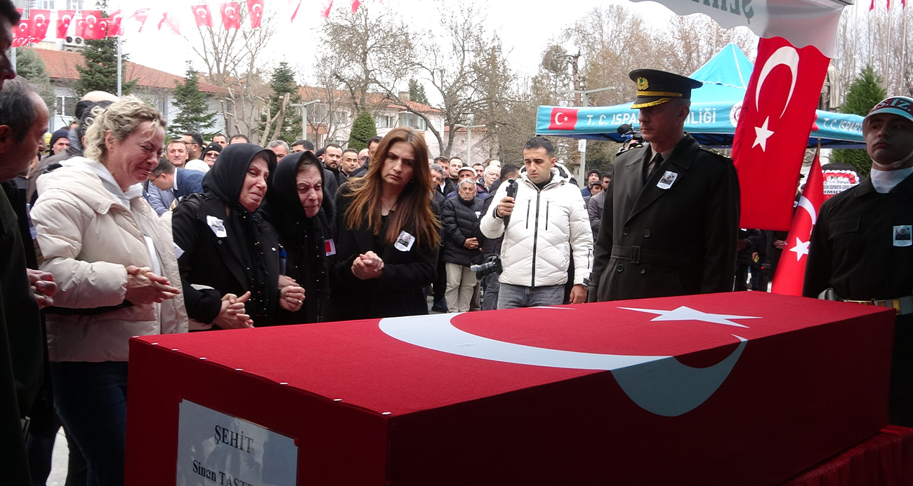 Şehit Binbaşı Sinan Taştekin memleketi Isparta’da ebediyete uğurlandı