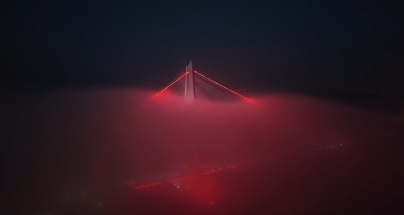 Yavuz Sultan Selim Köprüsü’nde sis manzarası mest etti