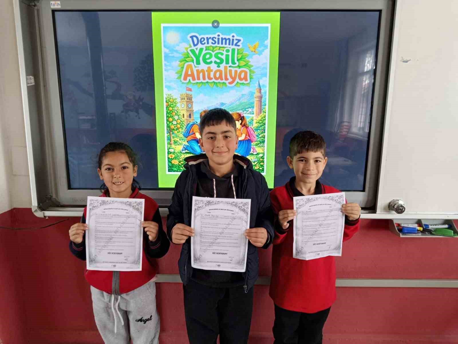 Öğrencilerin bu haftaki dersi: Yeşil Antalya