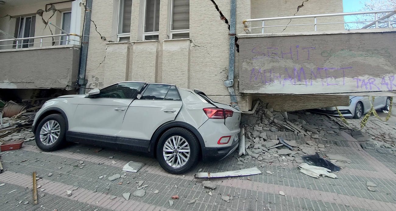 Deprem bölgesindeki hasarlı araçları piyasaya süren 29 şüpheli hakkında gözaltı kararı