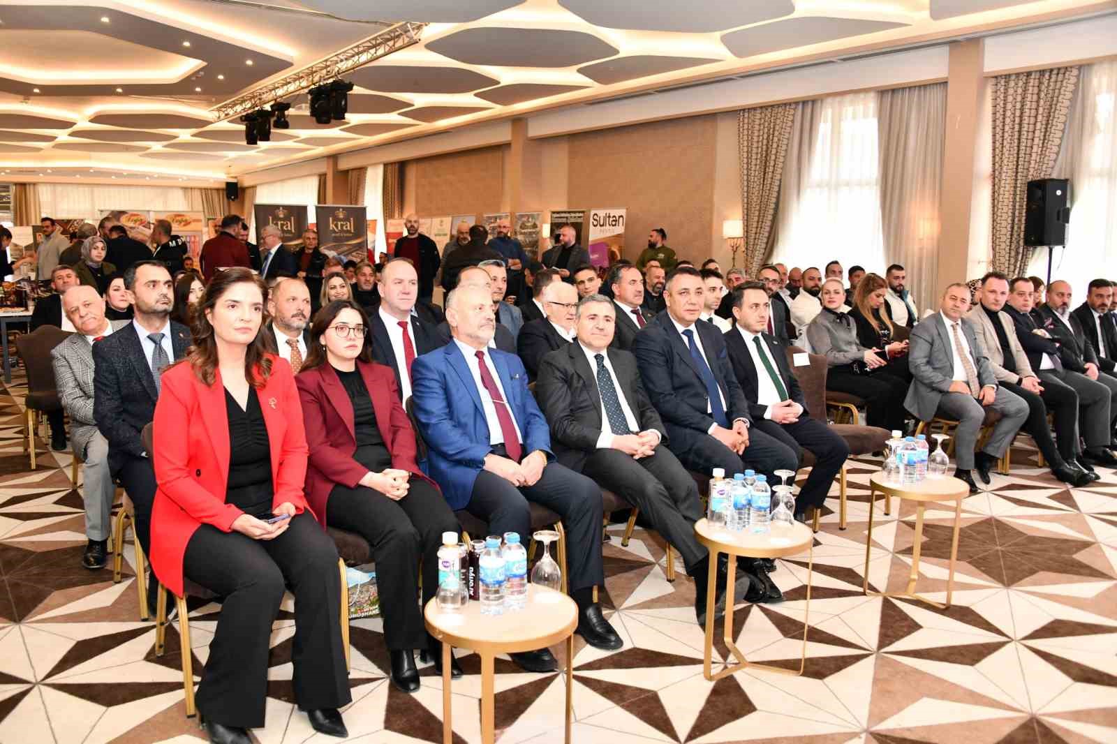 Gümüşhane’de turizm toplantısında rekabet yerine 