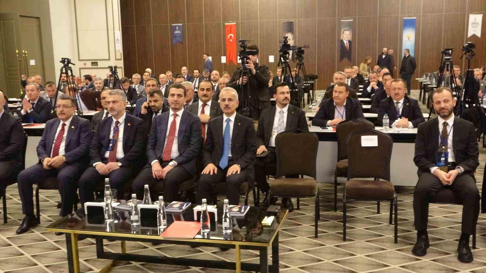 Ulaştırma ve Altyapı Bakanı Uraloğlu: 