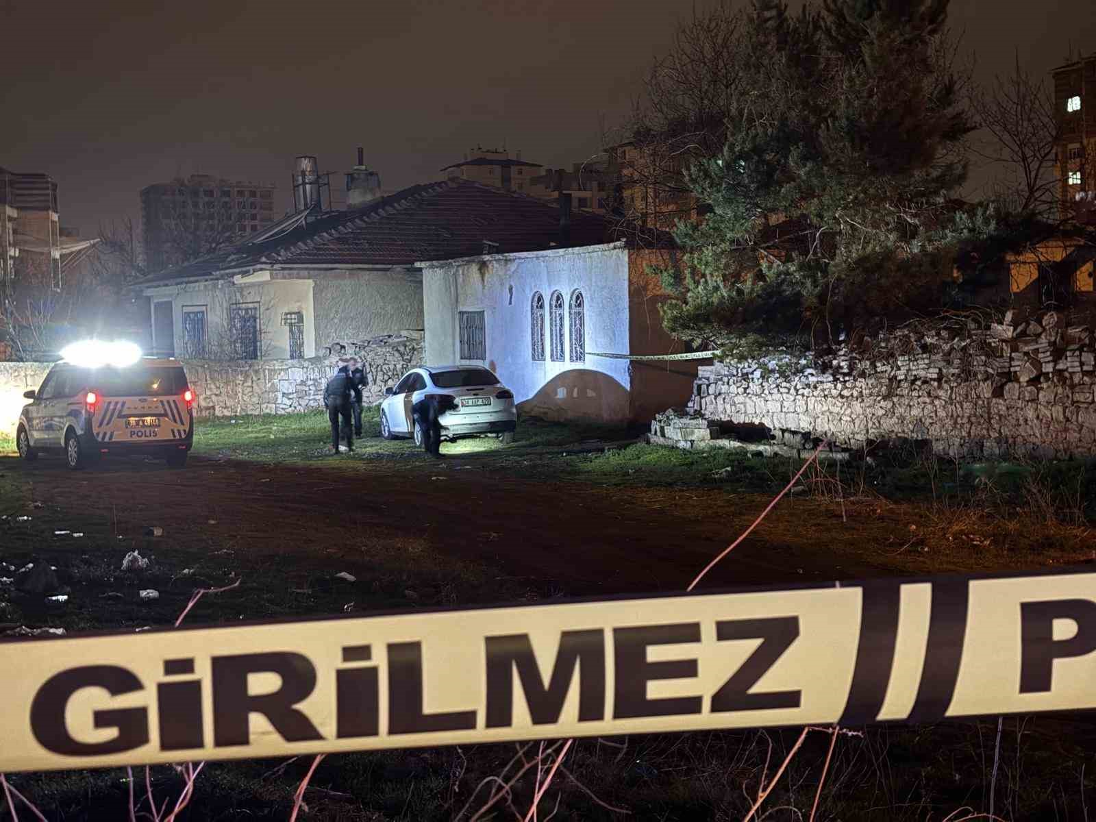 Müstakil ikamette silahlı kavga: 1 ağır yaralı