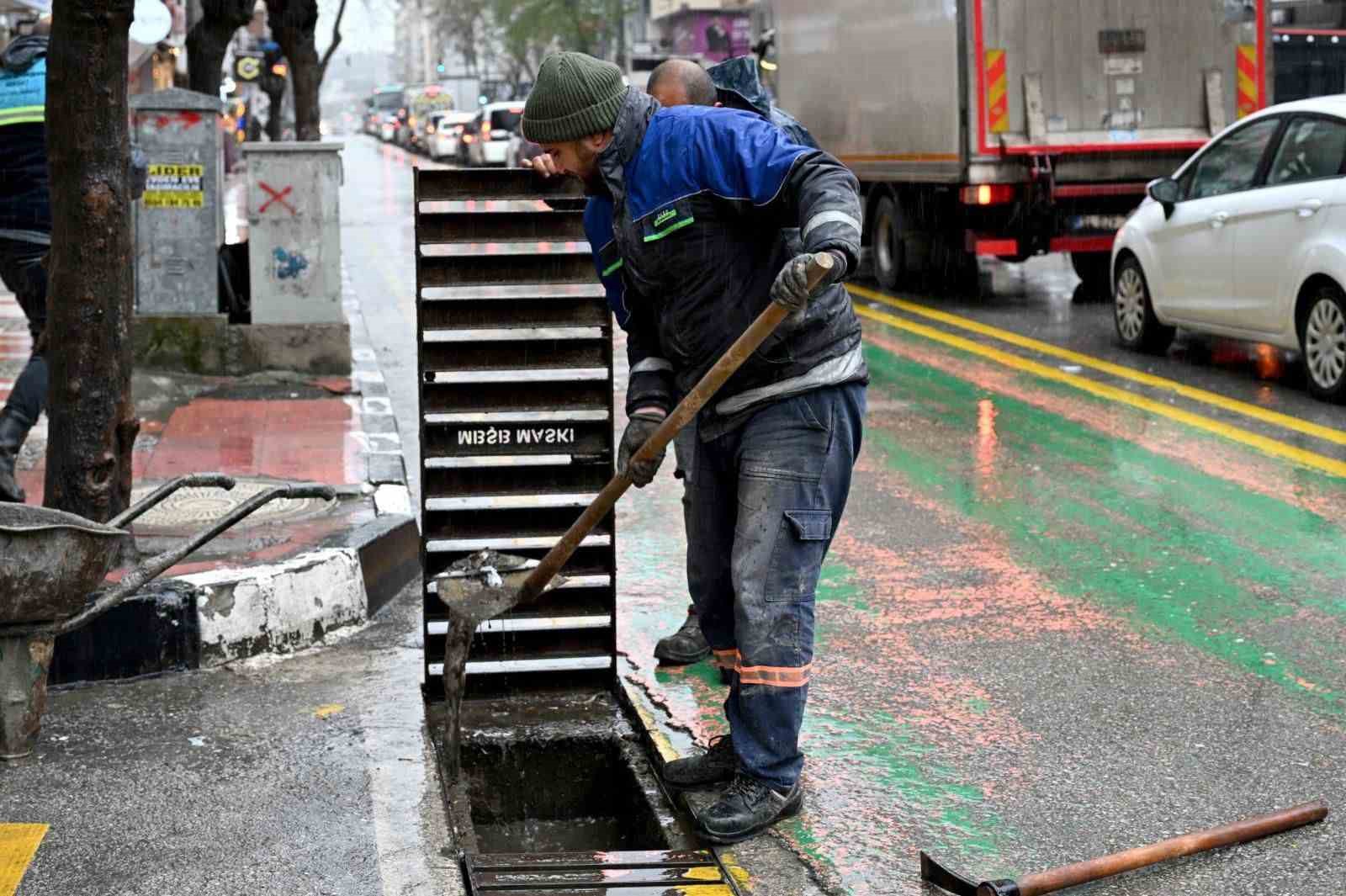 Büyükşehir ve MASKİ yağışa karşı teyakkuzda