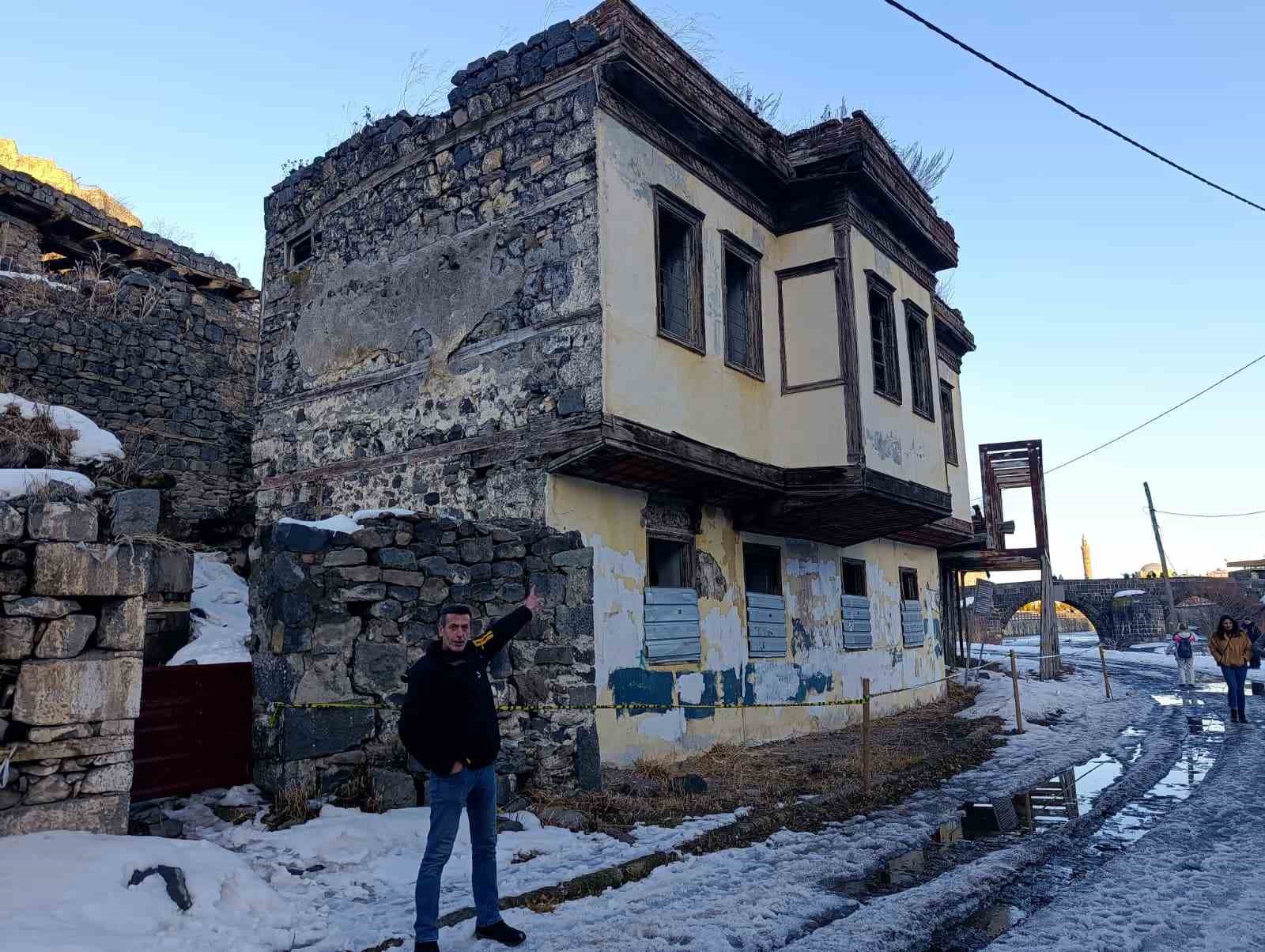 Kars’ta son Osmanlı Konağı yok olma tehlikesiyle karşı karşıya