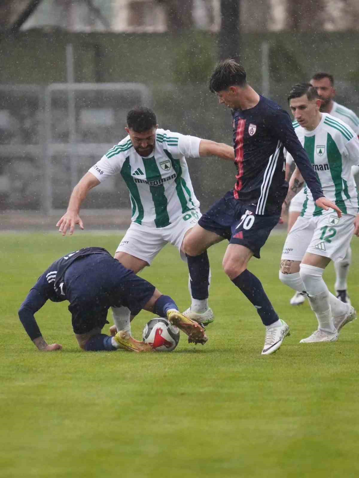 TFF 2. Lig: Muğlaspor: 0 - Altınordu: 1