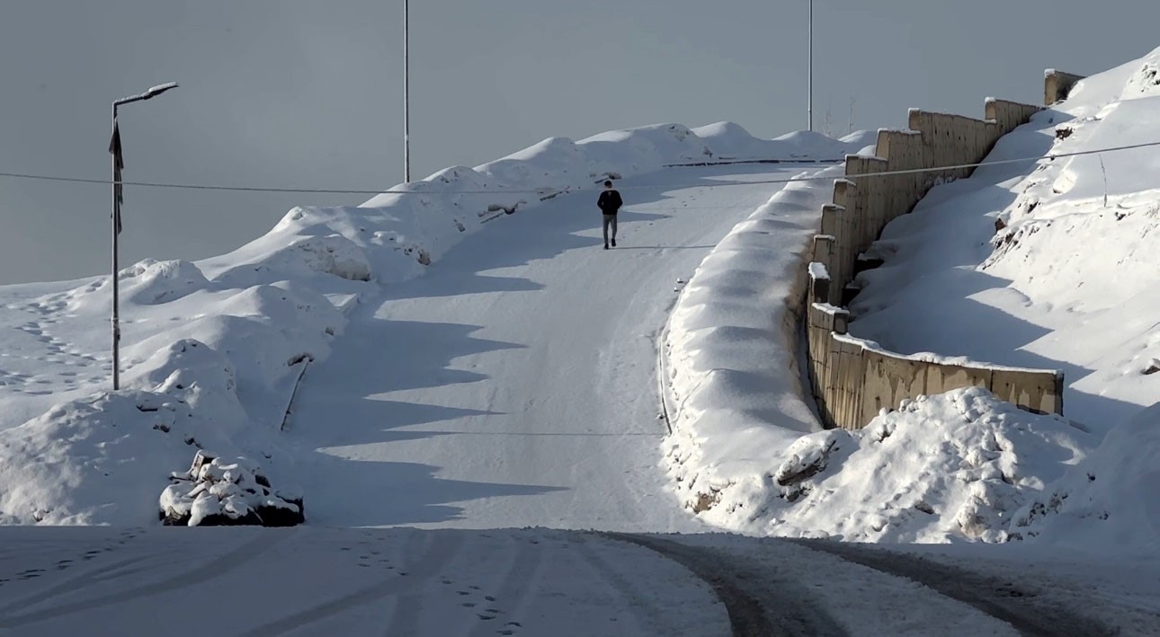 Yüksekova’da kar yağışı
