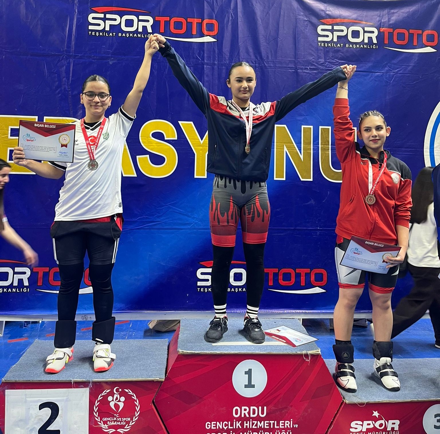 Tuğba Kıvıkoğlu’ndan Türkiye Şampiyonasında büyük başarı